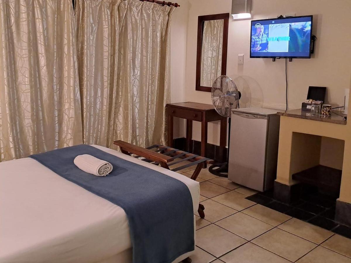 Green Door Guest House Mossel Bay Exterior foto