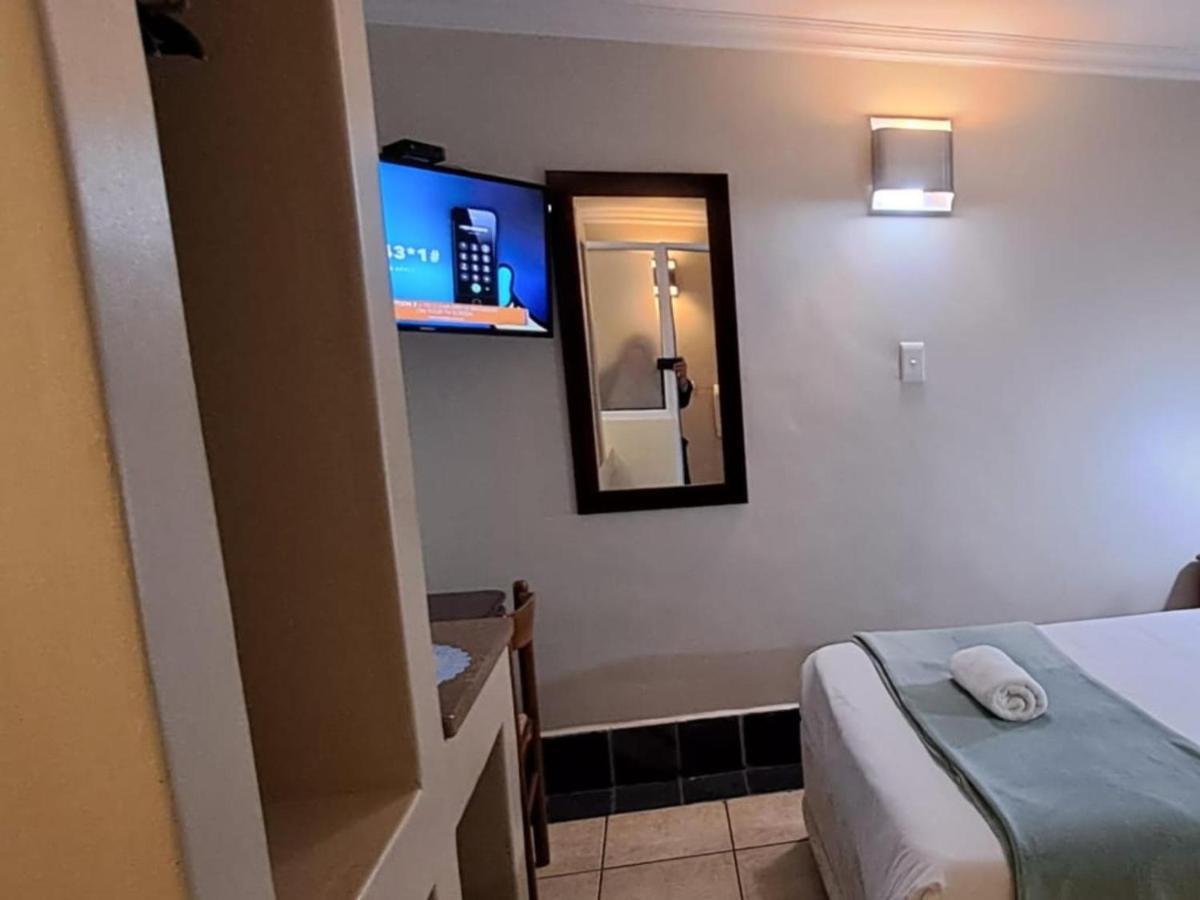 Green Door Guest House Mossel Bay Zimmer foto